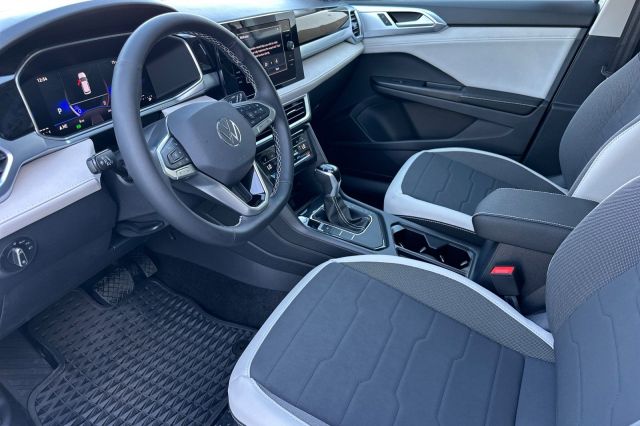 2025 Volkswagen Taos 1.5T SE 2025 Volkswagen Taos 1.5T SE