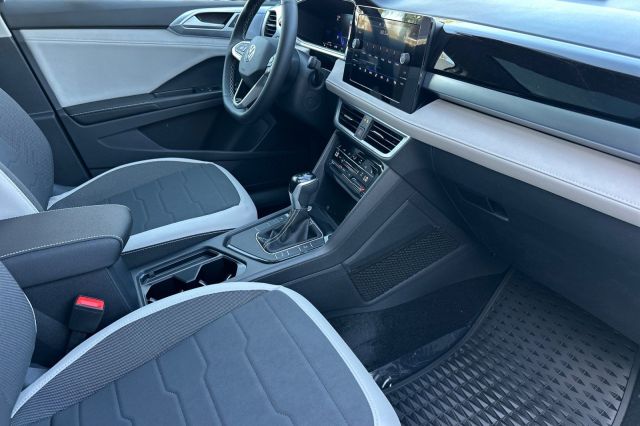 2025 Volkswagen Taos 1.5T SE 2025 Volkswagen Taos 1.5T SE