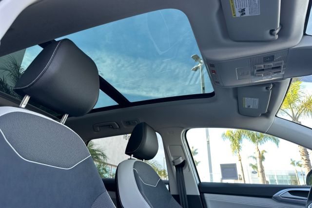 2025 Volkswagen Taos 1.5T SE 2025 Volkswagen Taos 1.5T SE