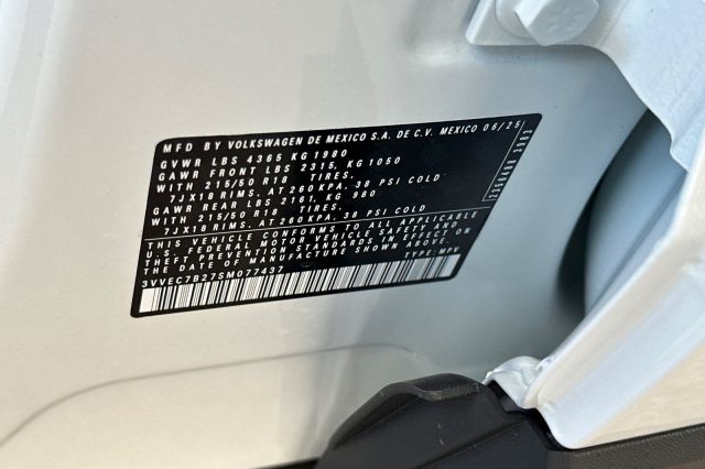 2025 Volkswagen Taos 1.5T SE 2025 Volkswagen Taos 1.5T SE