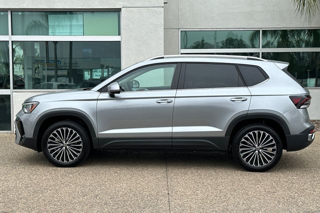 2025 Volkswagen Taos 1.5T SE 2025 Volkswagen Taos 1.5T SE