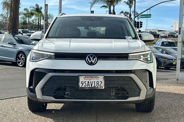 2025 Volkswagen Taos 1.5T SE