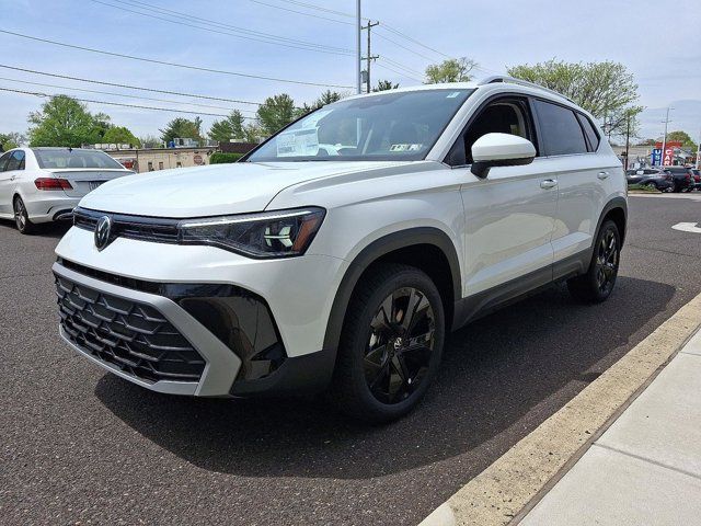 2025 Volkswagen Taos SE