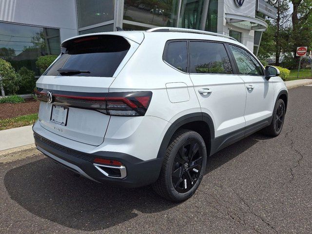 2025 Volkswagen Taos SE