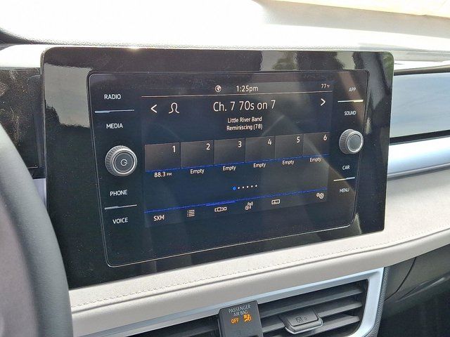 2025 Volkswagen Taos SE