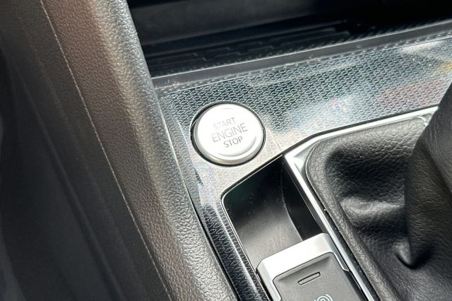 2025 Volkswagen Taos 1.5T SE 2025 Volkswagen Taos 1.5T SE