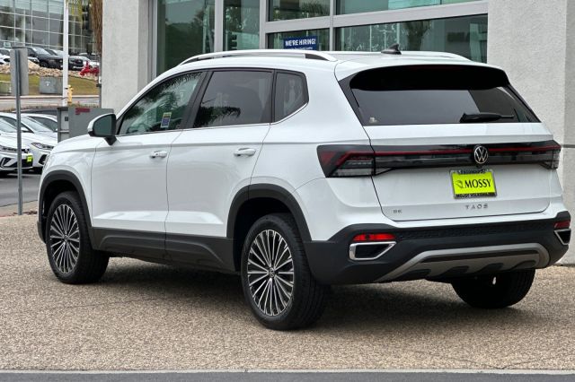 2025 Volkswagen Taos 1.5T SE 2025 Volkswagen Taos 1.5T SE