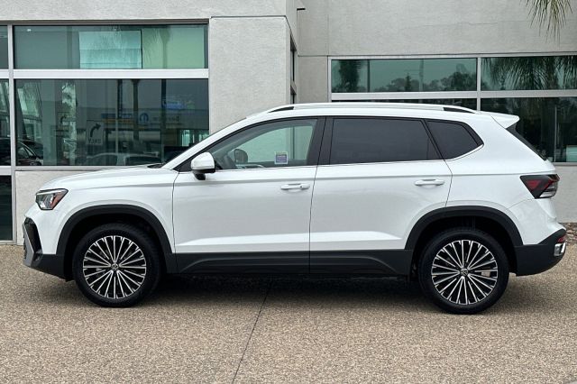 2025 Volkswagen Taos 1.5T SE 2025 Volkswagen Taos 1.5T SE