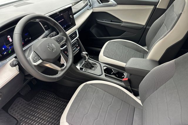2025 Volkswagen Taos 1.5T SE 2025 Volkswagen Taos 1.5T SE