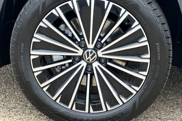 2025 Volkswagen Taos 1.5T SE 2025 Volkswagen Taos 1.5T SE