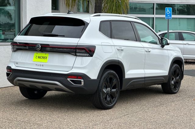 2025 Volkswagen Taos 1.5T SE 2025 Volkswagen Taos 1.5T SE
