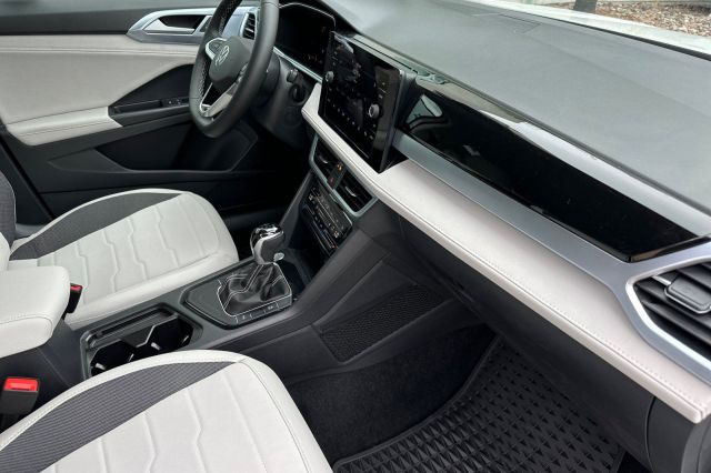 2025 Volkswagen Taos 1.5T SE 2025 Volkswagen Taos 1.5T SE