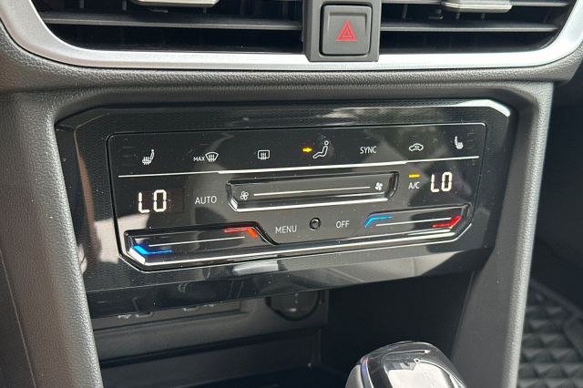 2025 Volkswagen Taos 1.5T SE 2025 Volkswagen Taos 1.5T SE