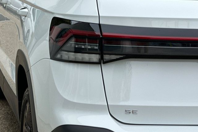 2025 Volkswagen Taos 1.5T SE 2025 Volkswagen Taos 1.5T SE