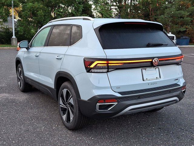 2025 Volkswagen Taos SE