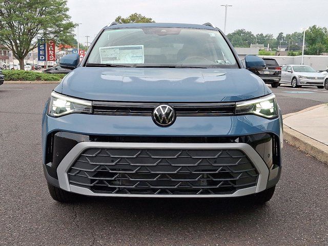 2025 Volkswagen Taos SE