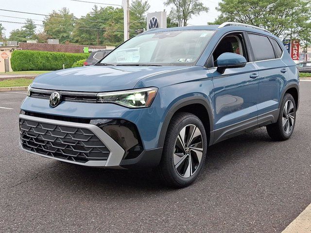 2025 Volkswagen Taos SE