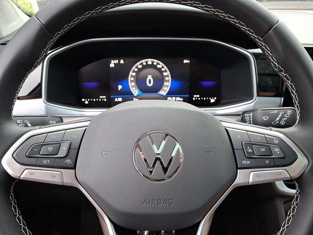 2025 Volkswagen Taos SE