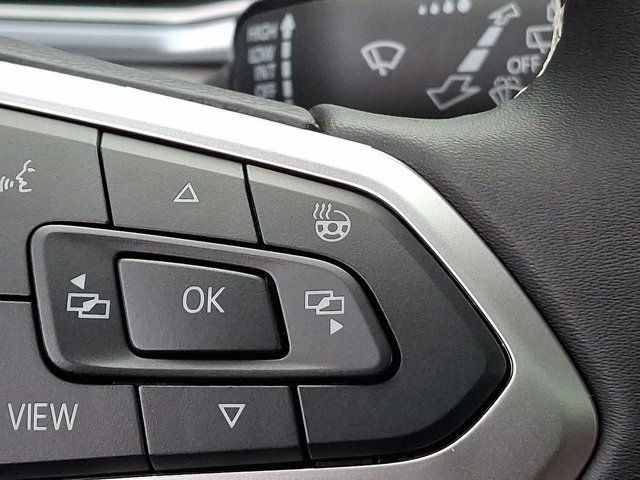 2025 Volkswagen Taos SE