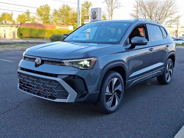 2025 Volkswagen Taos SE