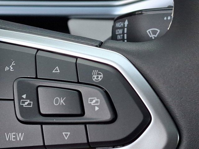 2025 Volkswagen Taos SE