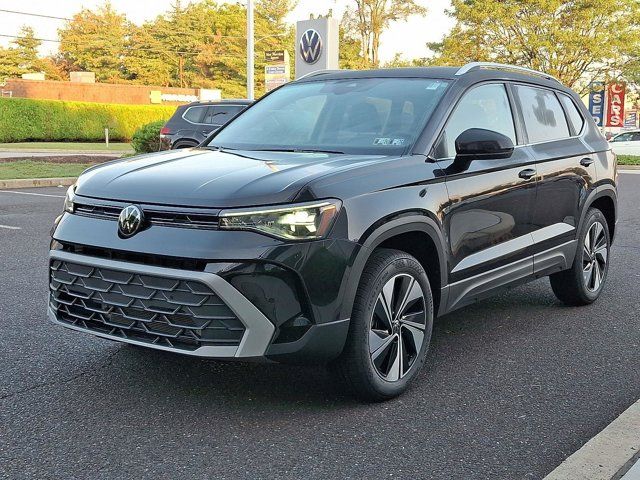 2025 Volkswagen Taos SE