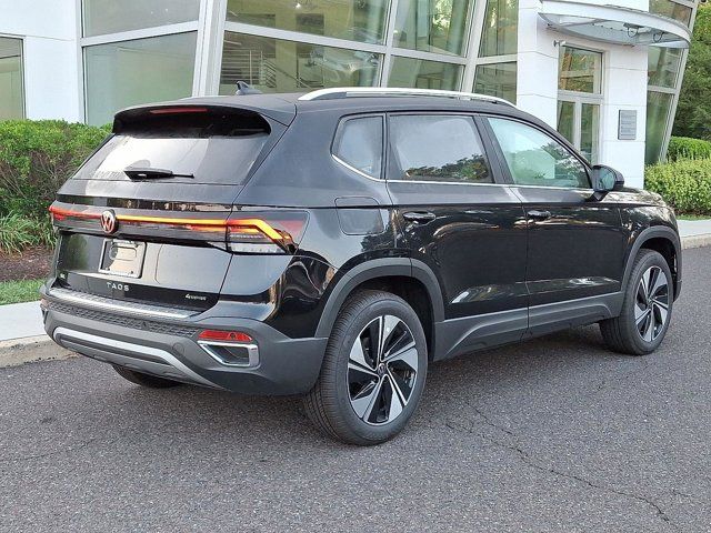 2025 Volkswagen Taos SE