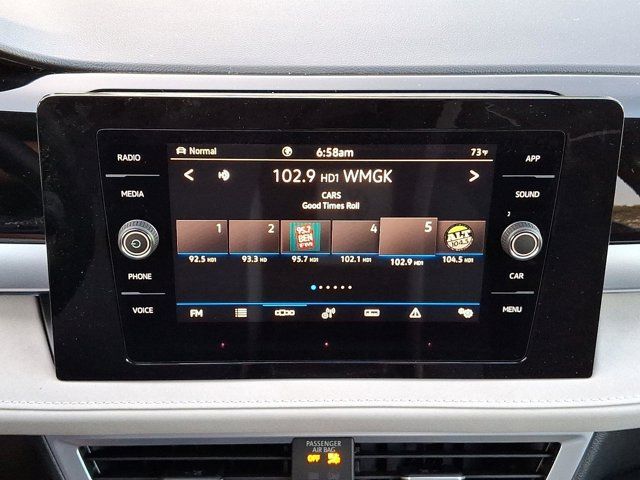 2025 Volkswagen Taos SE