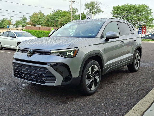 2025 Volkswagen Taos SE