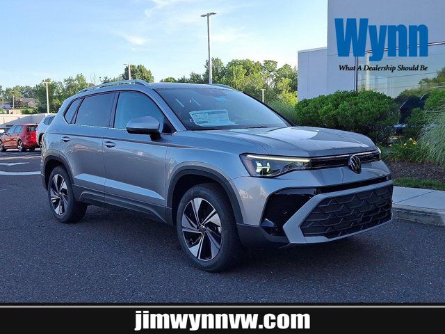 2025 Volkswagen Taos SE