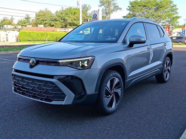 2025 Volkswagen Taos SE