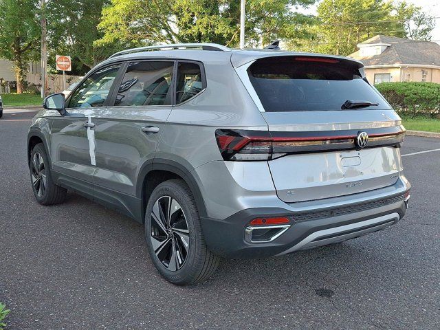2025 Volkswagen Taos SE