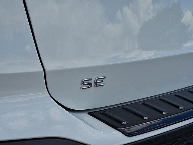 2025 Volkswagen Taos SE