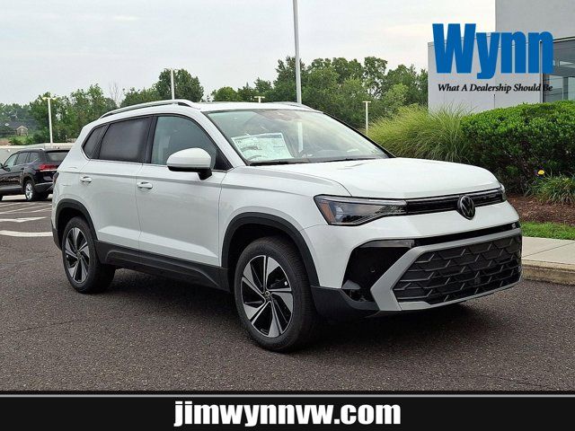 2025 Volkswagen Taos SE