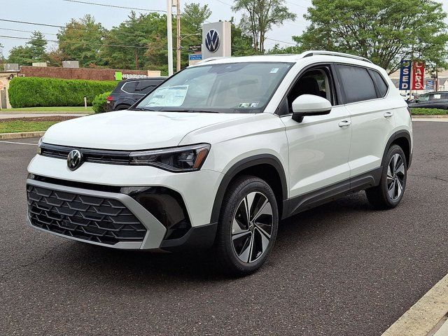 2025 Volkswagen Taos SE
