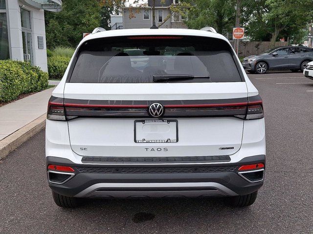 2025 Volkswagen Taos SE