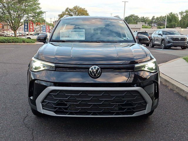 2025 Volkswagen Taos SE