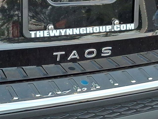 2025 Volkswagen Taos SE