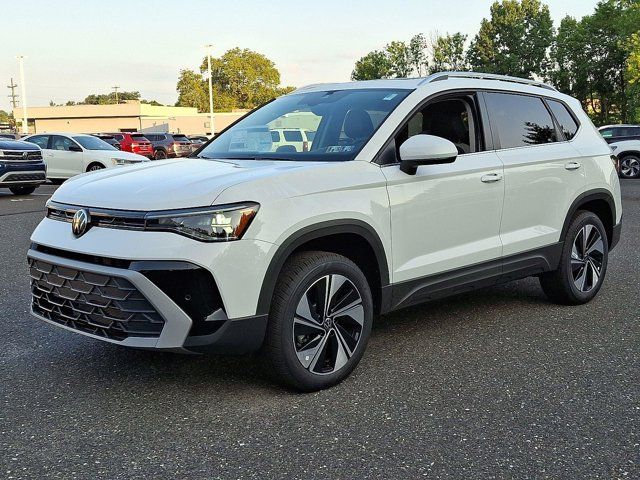 2025 Volkswagen Taos SE