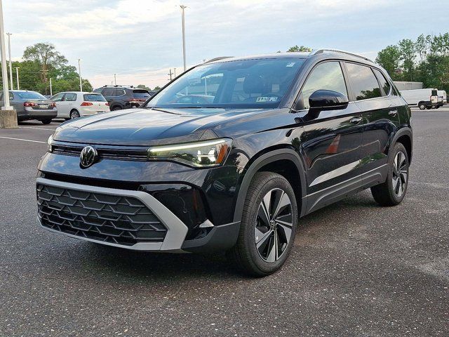2025 Volkswagen Taos SE