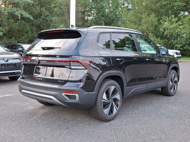 2025 Volkswagen Taos SE