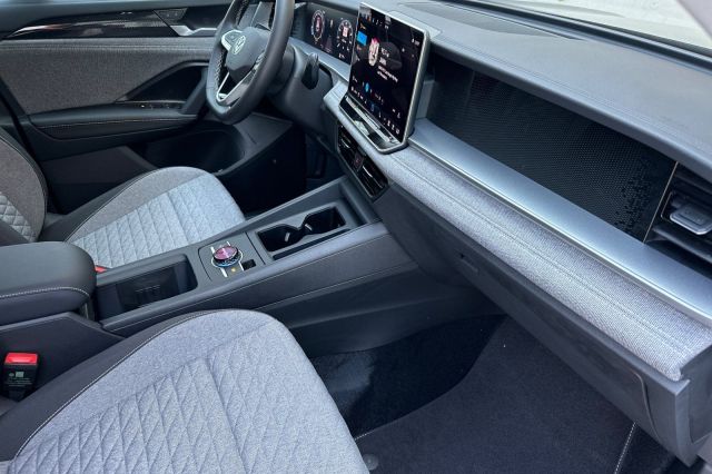 2025 Volkswagen Tiguan 2.0T S 2025 Volkswagen Tiguan 2.0T S