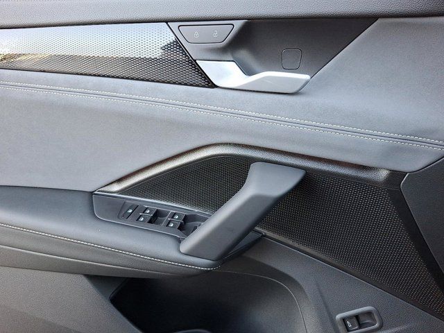 2025 Volkswagen Tiguan SE