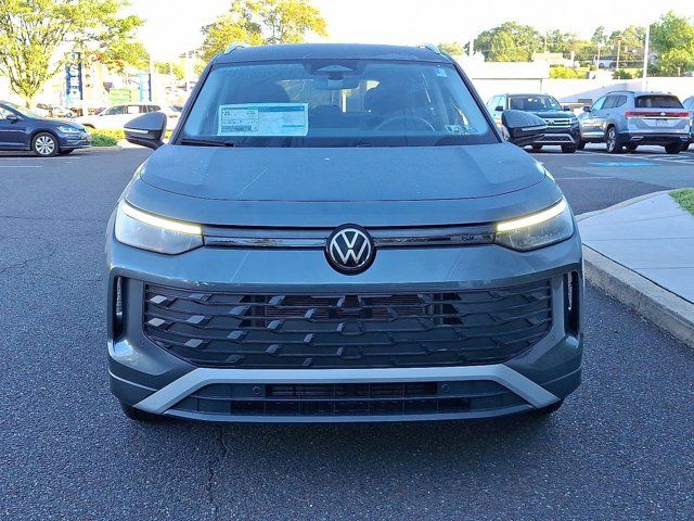 2025 Volkswagen Tiguan SE