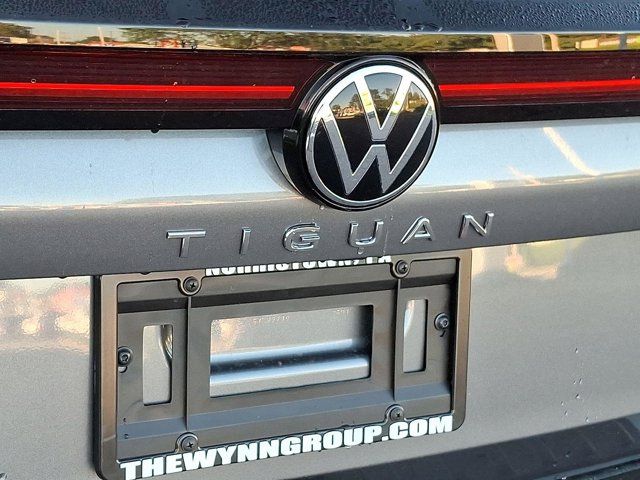 2025 Volkswagen Tiguan SE