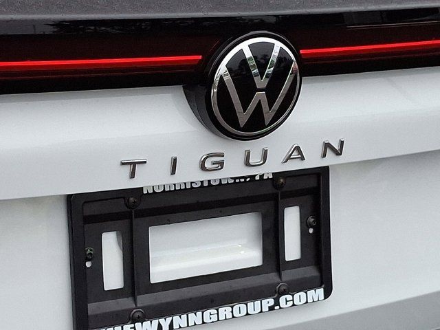 2025 Volkswagen Tiguan SE