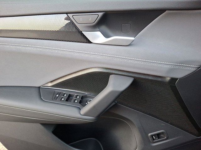 2025 Volkswagen Tiguan SE