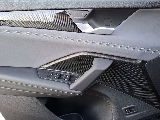 2025 Volkswagen Tiguan SE