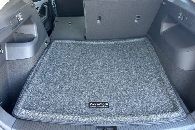 2025 Volkswagen Tiguan 2.0T SE 2025 Volkswagen Tiguan 2.0T SE