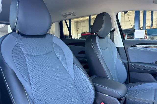 2025 Volkswagen Tiguan 2.0T SE 2025 Volkswagen Tiguan 2.0T SE